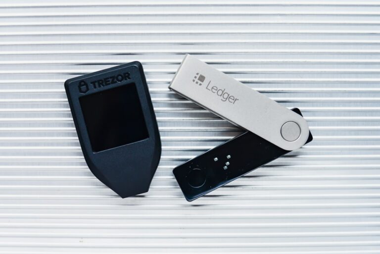Photo Hardware wallet