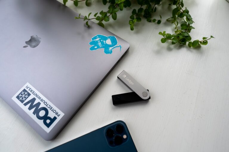 Photo Hardware wallet