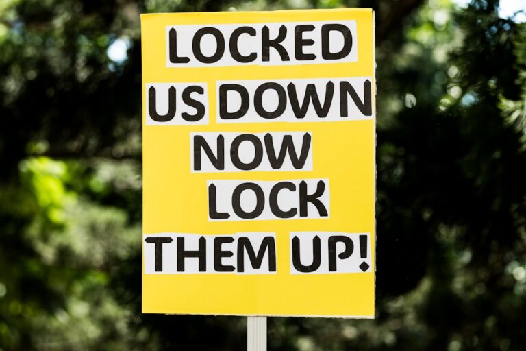 Photo Liquidity lock: Padlock