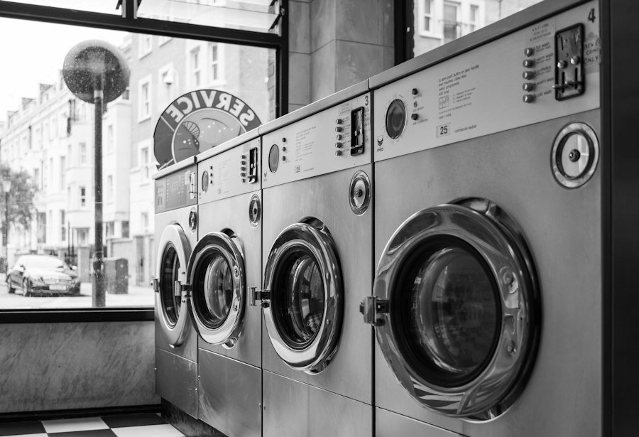 Photo wash trading
